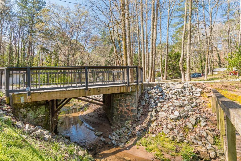The Sweet Creek Luxurious Villas Atlanta Exterior photo